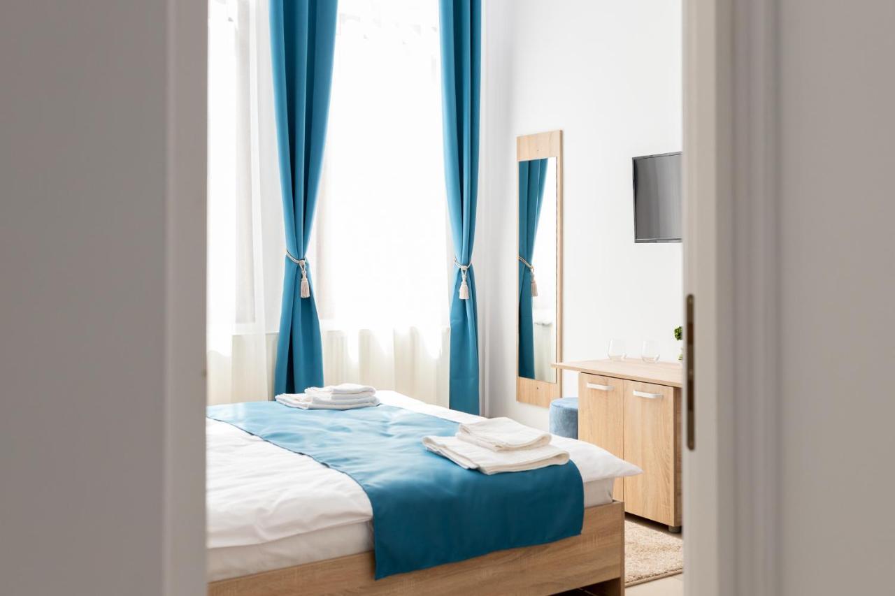 Marconi Guesthouse Hunedoara Exterior photo